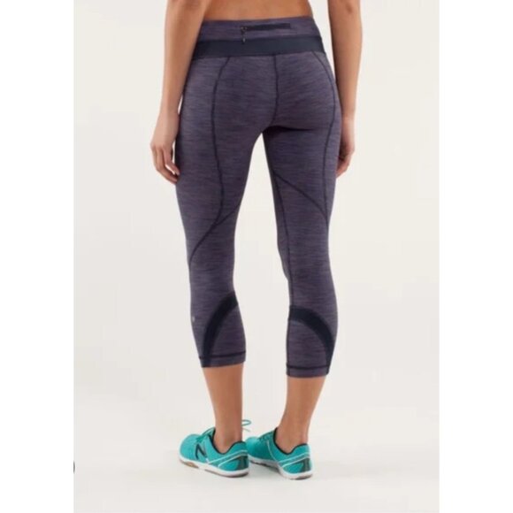 Lululemon Run: Inspire Crop IIWee Are From Space Deep Indigo Multi / Inkwell Siz - Picture 4 of 11